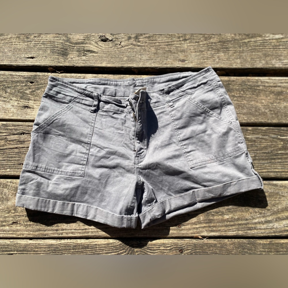 Magellan Shorts Sz:16